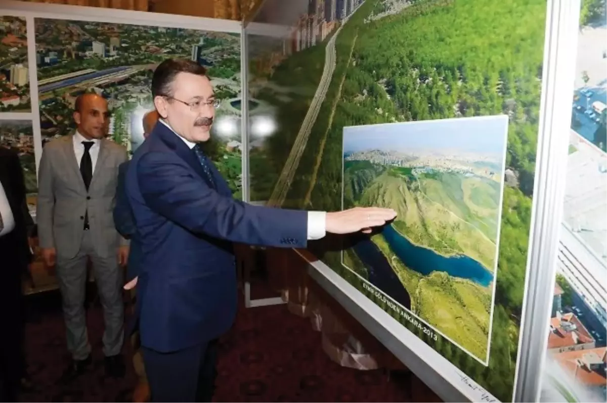 Başkan Gökçek'e 'Yılın Belediye Başkanı' Ödülü