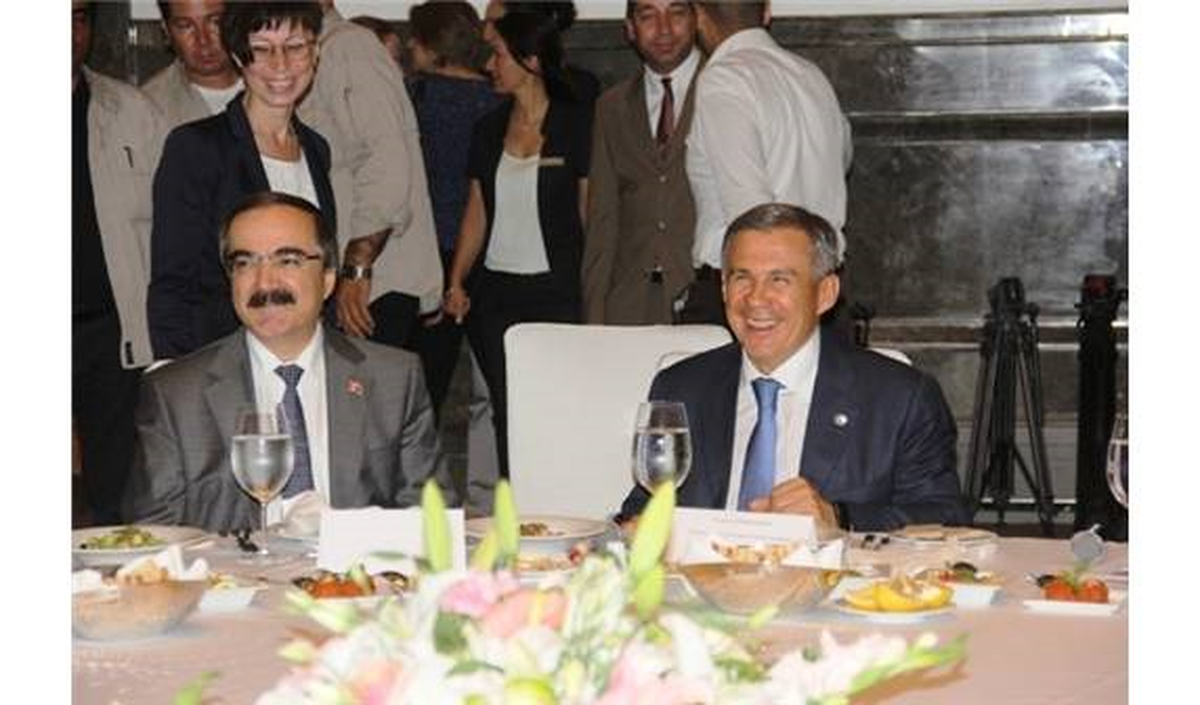 Cumhurbaşkanı Minnihanov Adana\'da