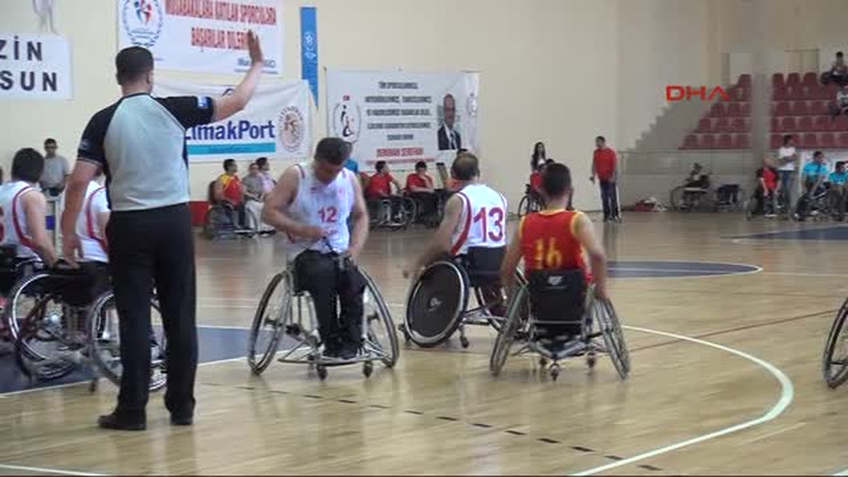 Engelliler Basketbolda Şampiyon Bağcılar Oldu