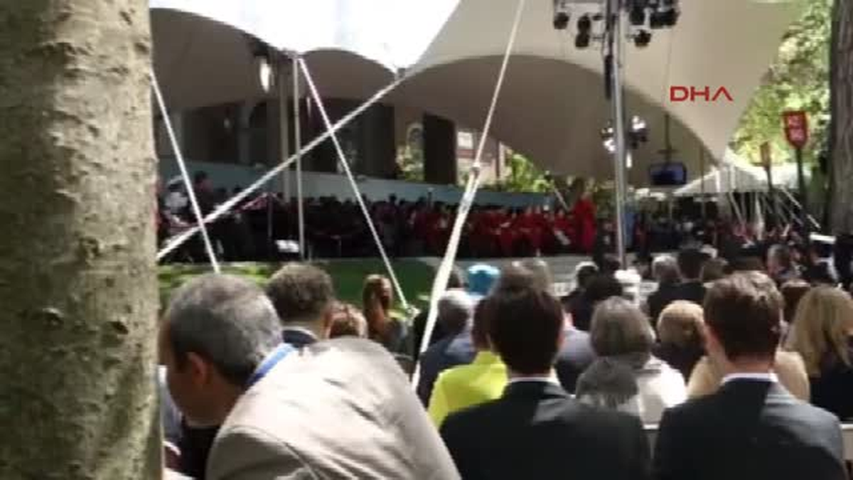 Gül Çifti, Oğullarının Mezuniyet Töreni İçin ABD\'de