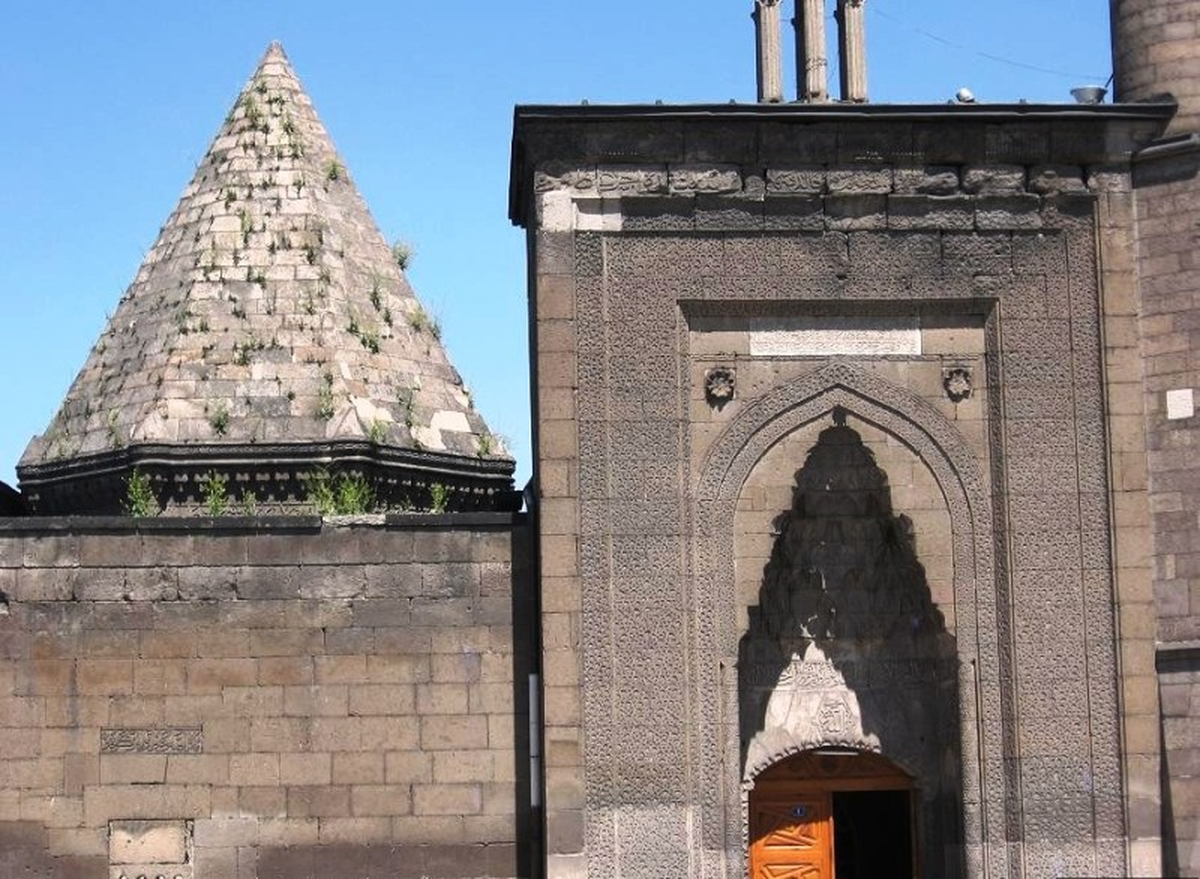 Kayseri'nin Hürrem Sultan'ı 'Hunat Hatun'