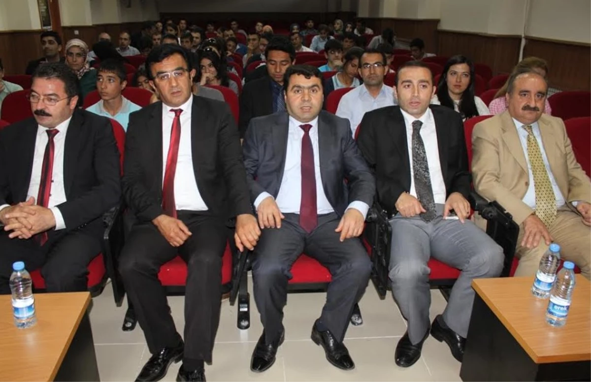 Türk Telekom Fen Lisesi\'nde Ödül Töreni