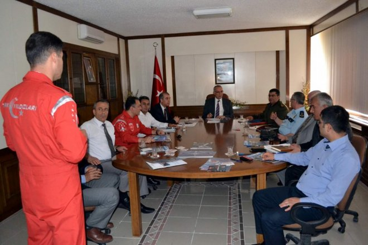 Türk Yıldızları Niğde\'de Gösteri Yapacak