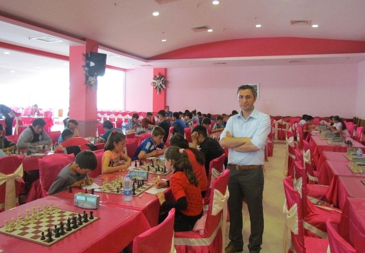 Vezirköprü Gençlik Haftası Satranç Turnuvası Sona Erdi