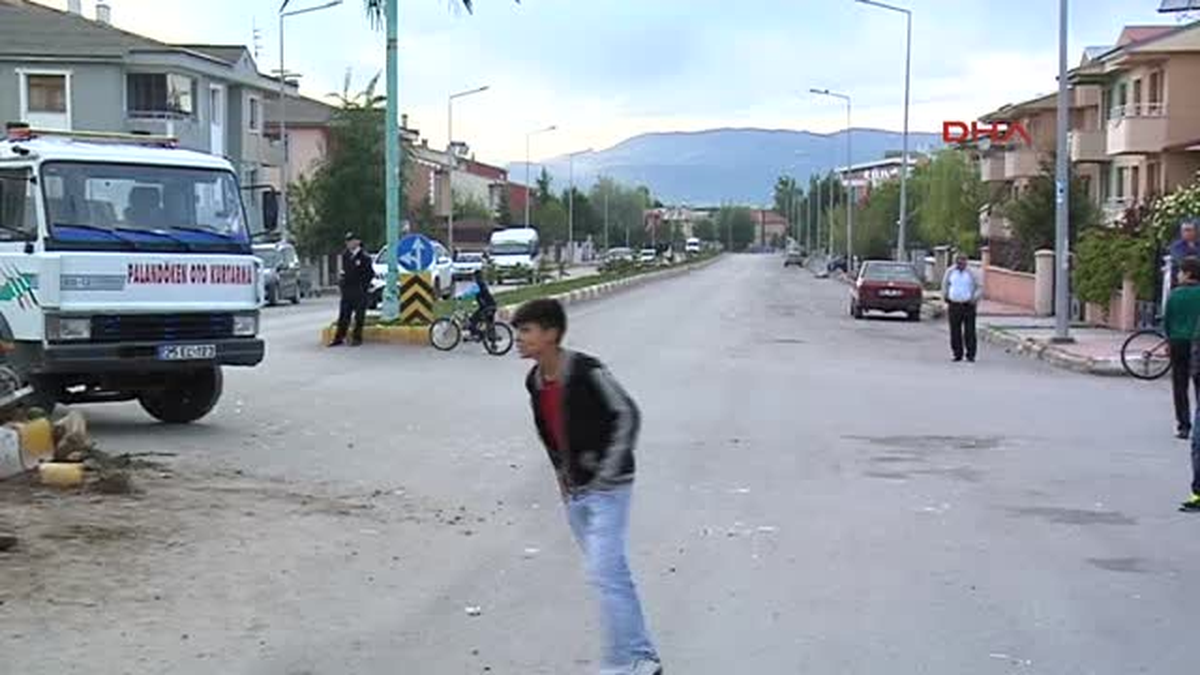 Yaralılar, Çarpan Minibisün Sürücüsünü Dövdü
