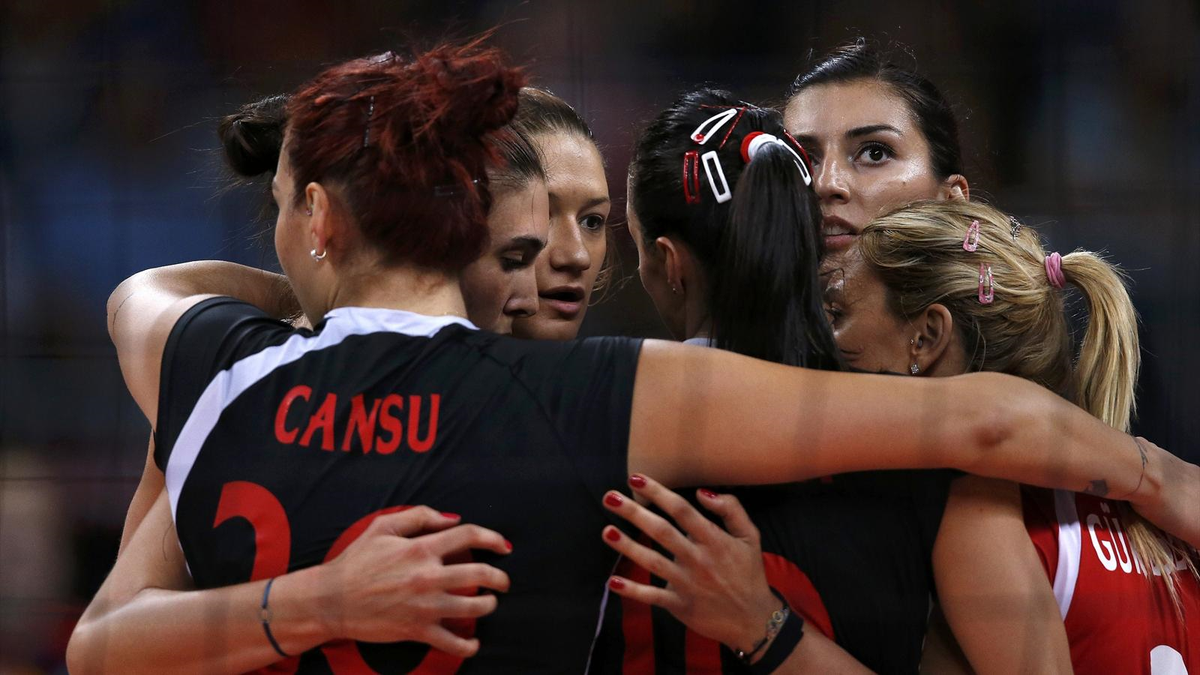A Milli Voleybol Takımı\'mız, Danimarka\'yı 3-0 Mağlup Etti
