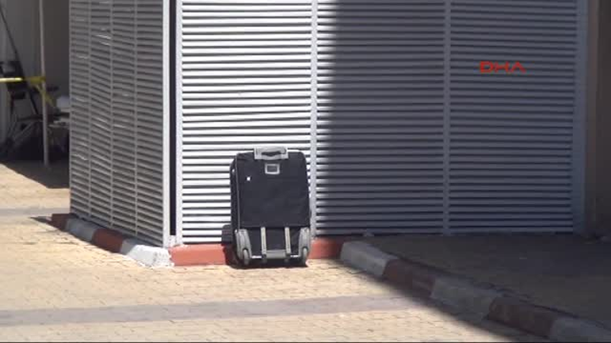 Adıyaman\'da Hastane Bahçesinde Şüpheli Bavul Paniği