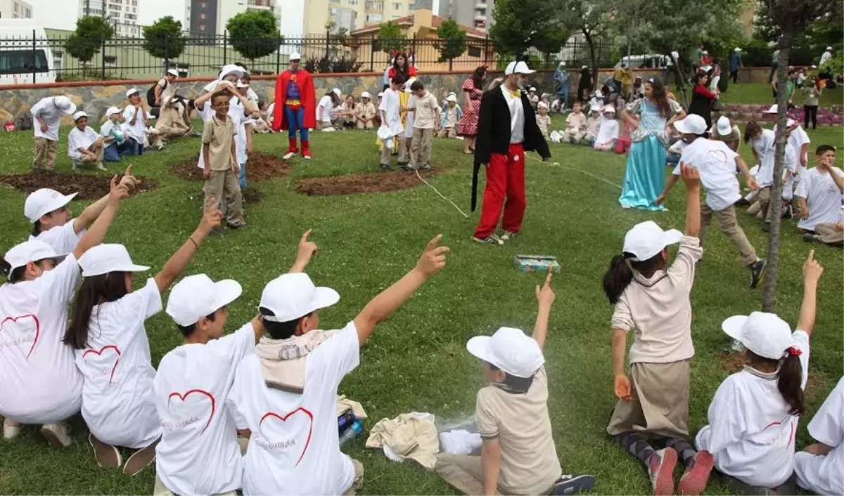 Ataşehir\'de Engelsiz Yaşam Şenliği Yapıldı