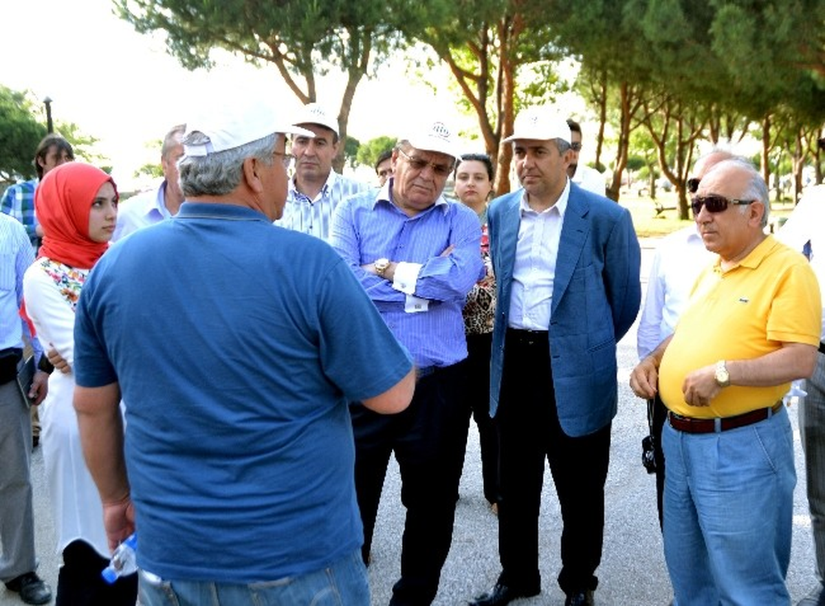 ATO Yönetim Kurulu ve Meclis Üyeleri, Çanakkale Ticaret ve Sanayi Odasını Ziyaret Etti