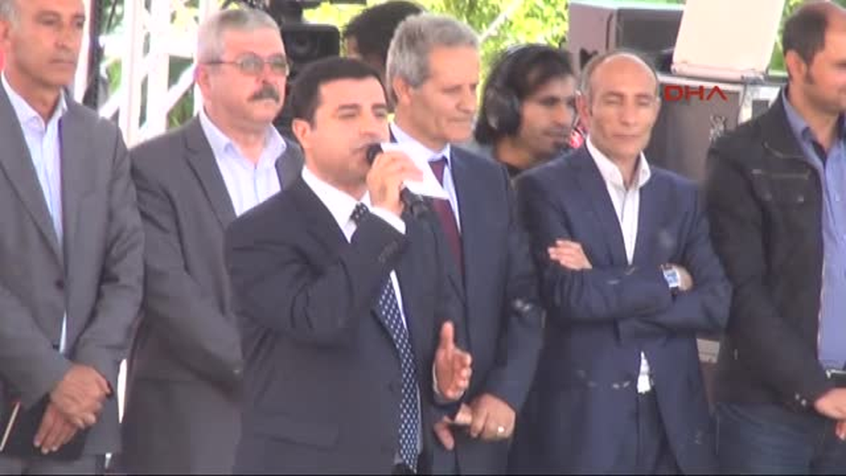 Demirtaş:BDP Ağrı\'da Kazanırsa Barış Sürece Güçlenmiş Olacak