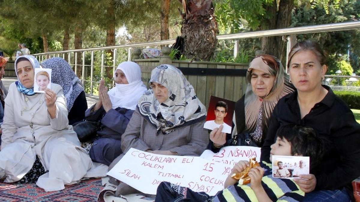 Diyarbakırlı Anneler Onu da Cesaretlendirdi