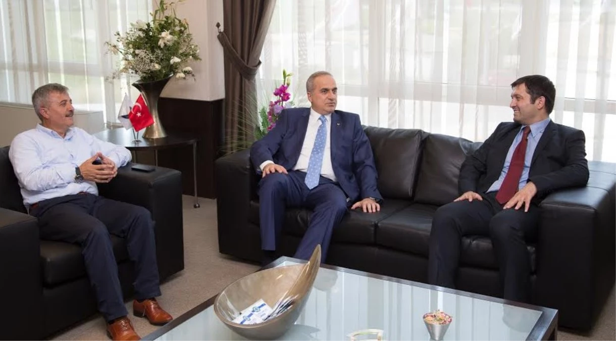 Ferizli Belediye Başkanı Ve Kaymakamından Kösemusul\'a İade-İ Ziyaret