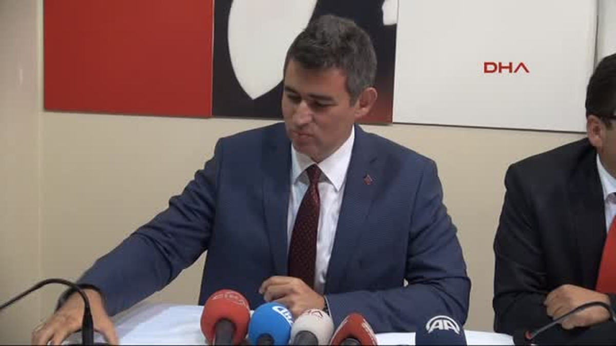 Feyzioğlu\'ndan "Çatı Aday" Eleştirisi