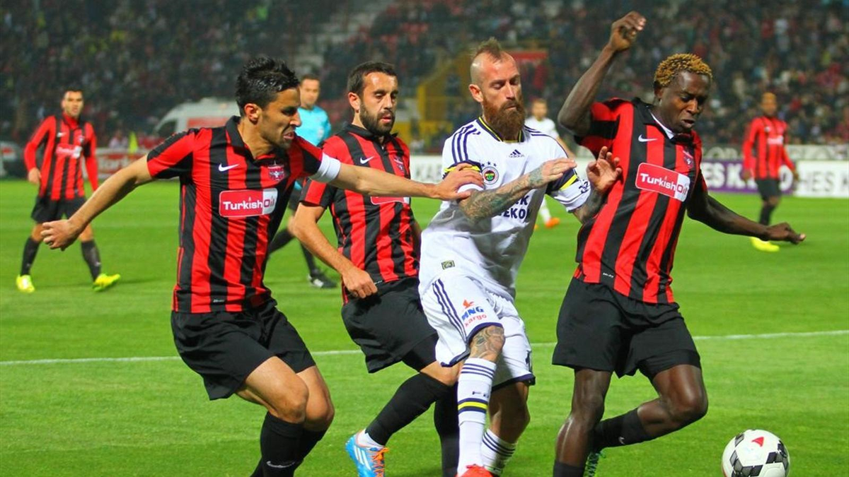 Gaziantepspor\'da Traore ile Yollar Ayrıldı