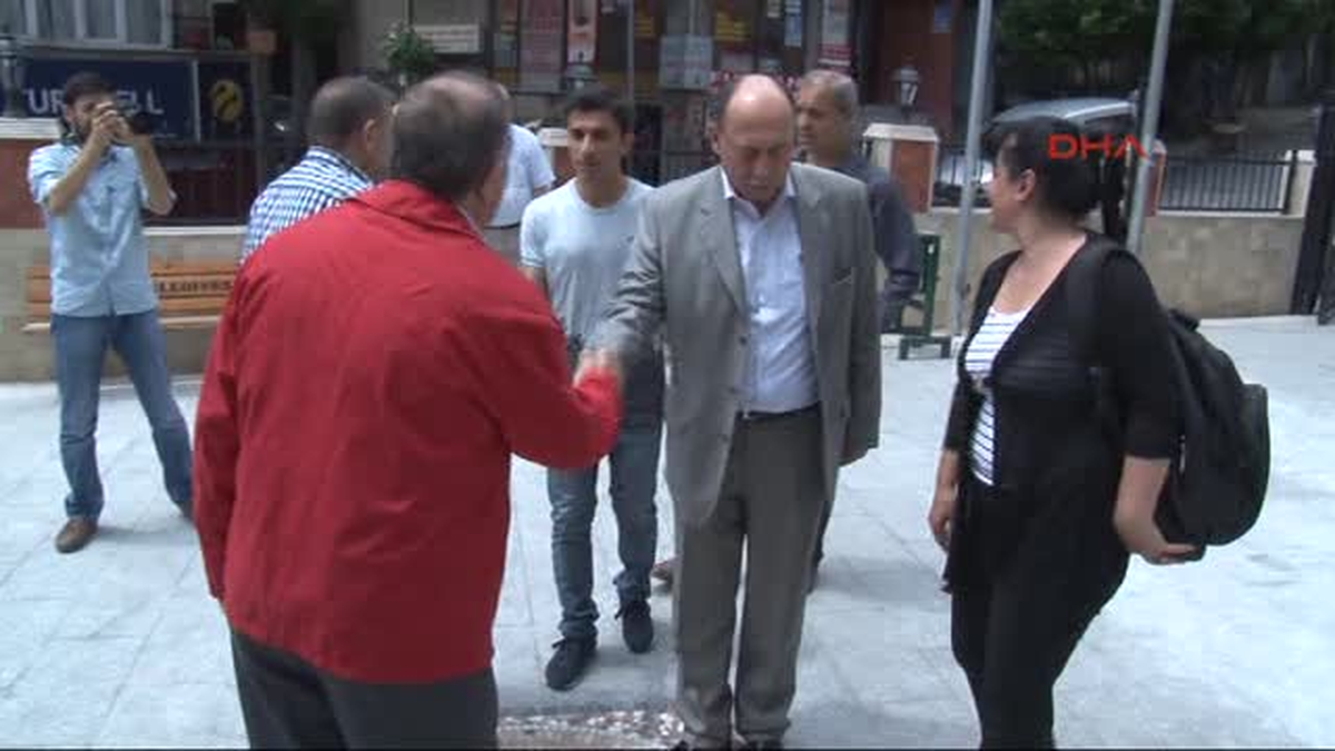 Hdp Heyeti, Okmeydanı Cemevi\'ni Ziyaret Etti