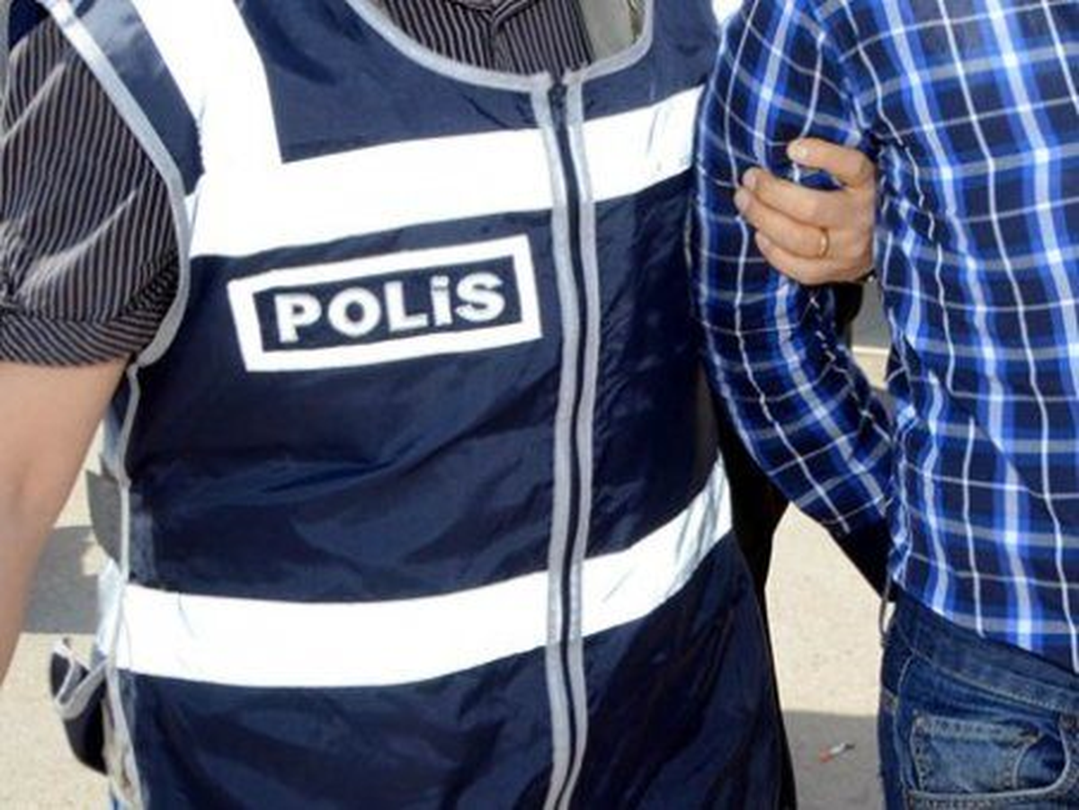 Didim\'de Hırsızlıktan Aranan Kişi Kovalama Sonucu Yakalandı