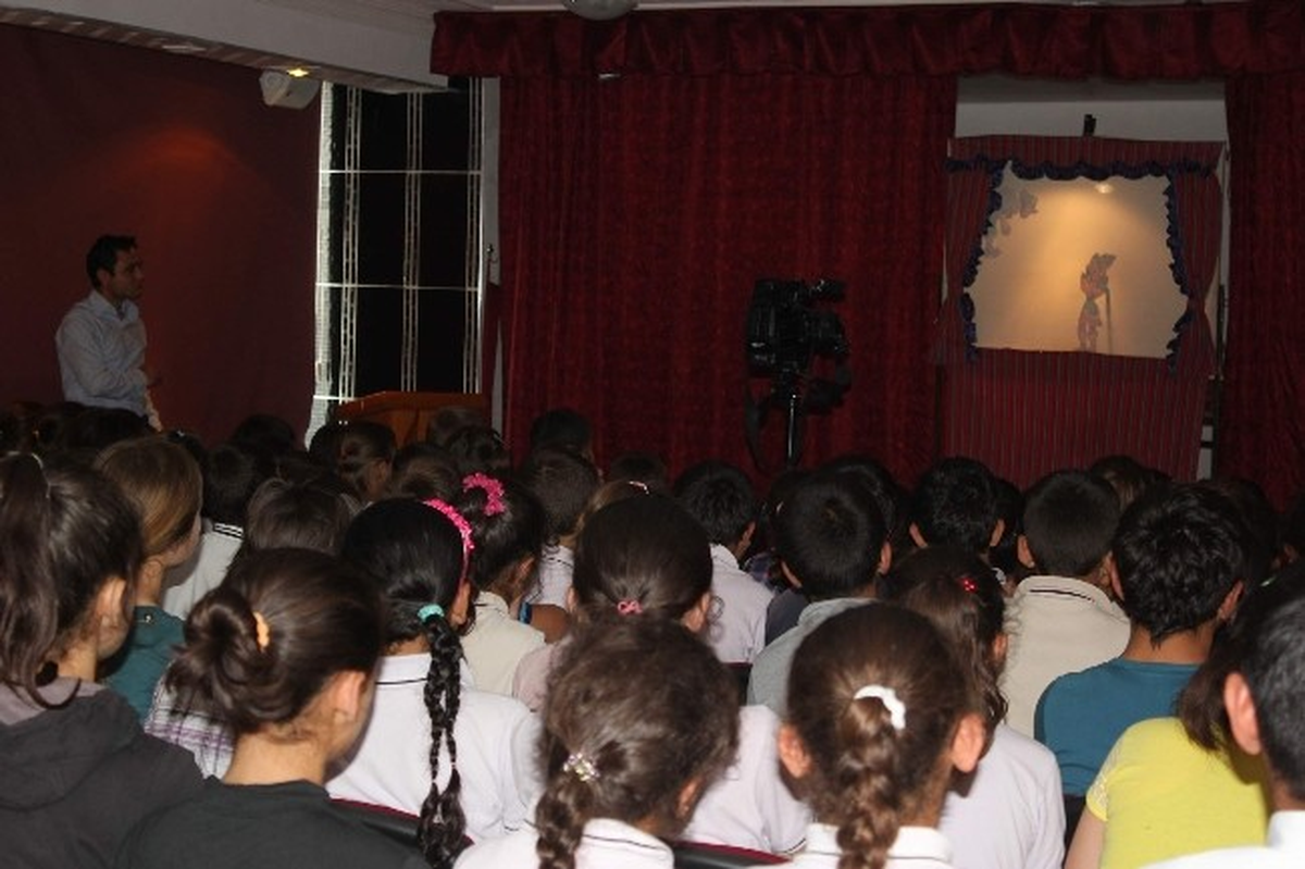 Karagöz-Hacivat Oyunu ile Kene Eğitimi