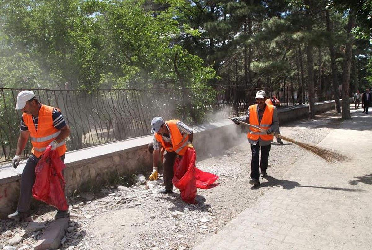 Kültür Mahallesi\'nde Kapsamlı Temizlik