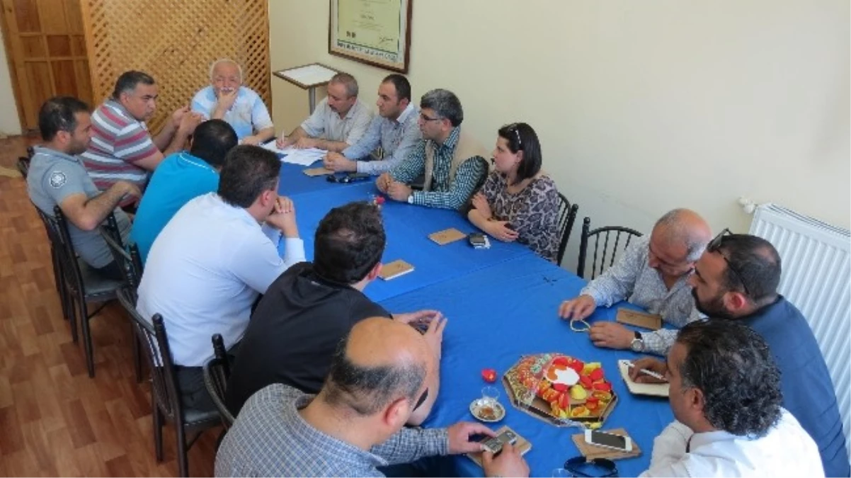 Malatya Gazeteciler Cemiyeti Görev Bölümü Yaptı