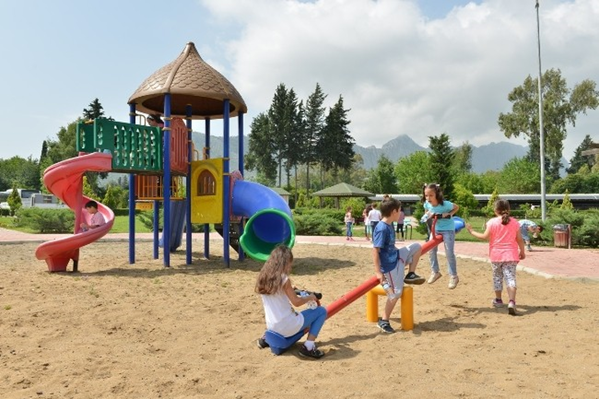 Minik Öğrenciler Küçük Dostları ile Buluştu