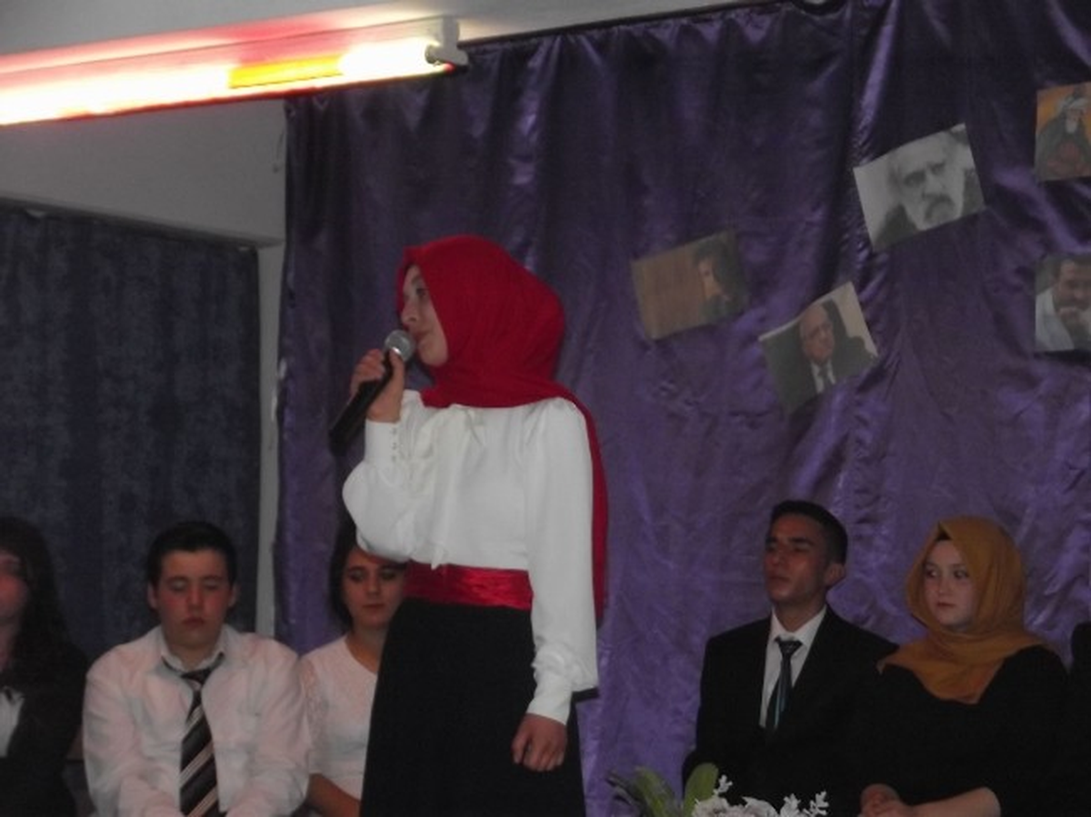 Pazaryeri Hilmi Durali Oğlu Lisesi Öğrencilerden Şiir Dinletisi