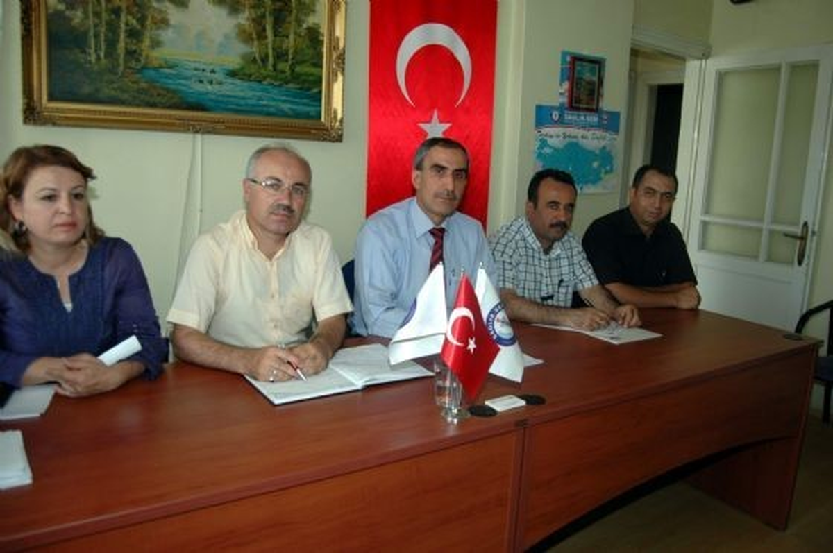 Sağlık Çalışanları Sevinçli