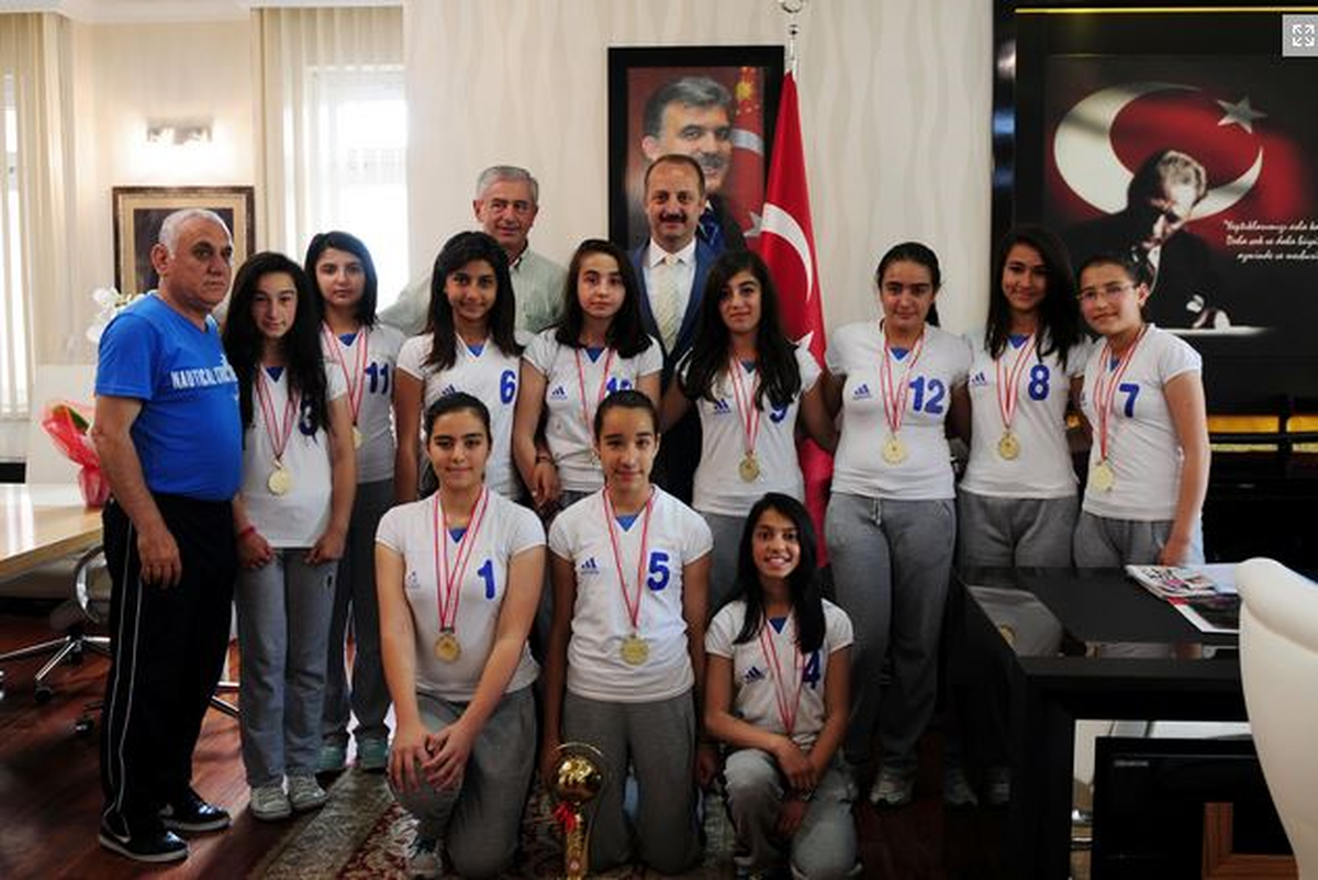 Şampiyonlardan Akgül\'e Ziyaret