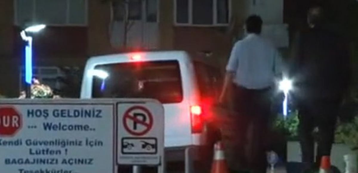 Şişli\'de Alışveriş Merkezinde İntihar