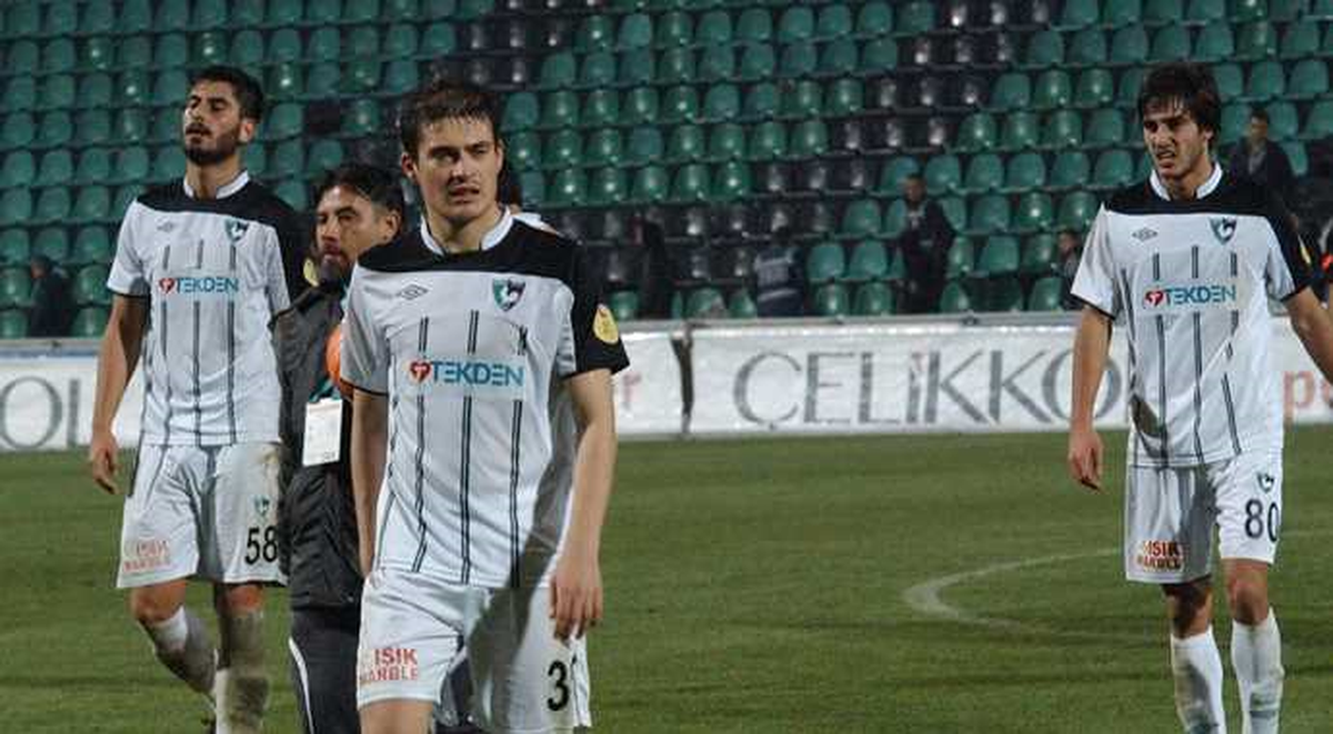 Tekden Denizlispor\'da Olağanüstü Genel Kurul Kararı Alındı