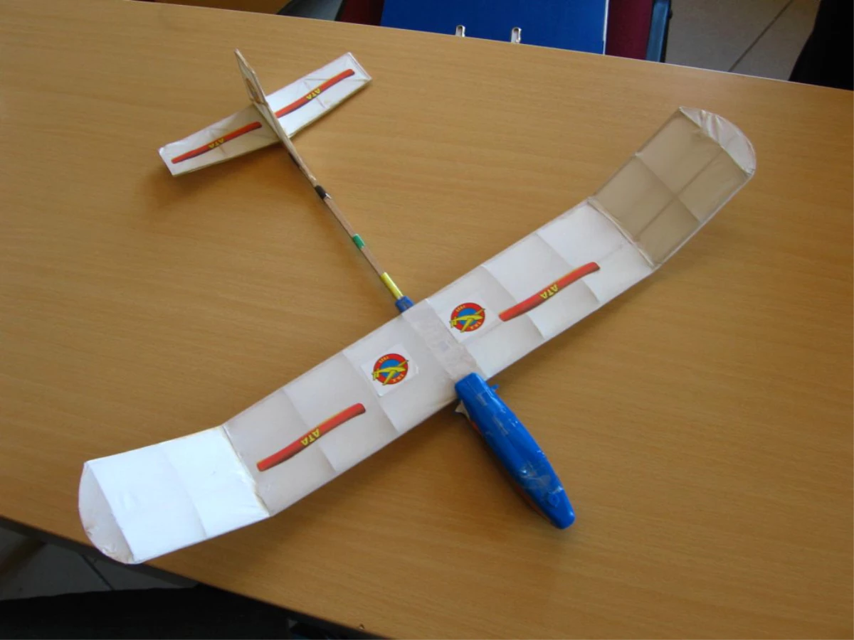 Çubuk\'ta Model Uçak Kursu Tamamlandı