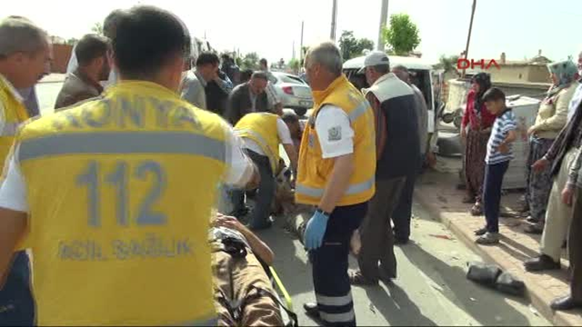Yaralı Eşinin Öldüğünü Düşünüp, Eşinin Başında Feryat Etti