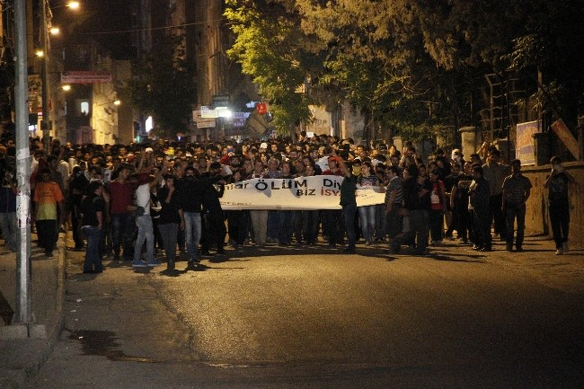 Hatay\'da Gezi Eylemcilerine Polisten Müdahale