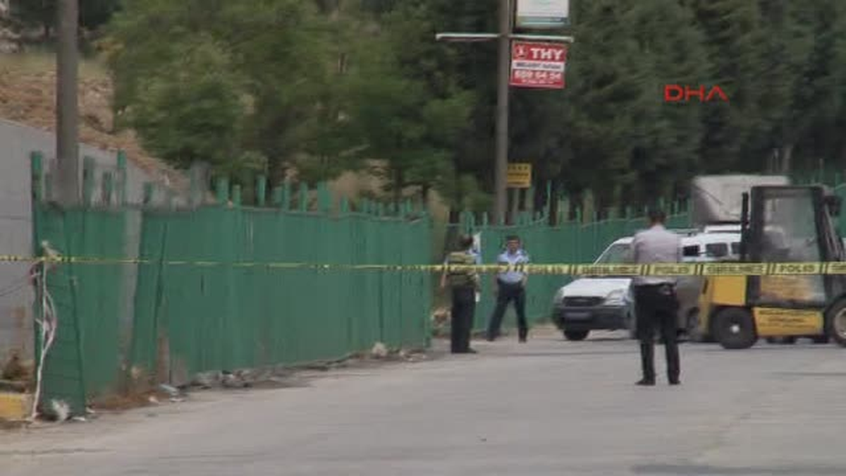 İSTOÇ\'ta Şüpheli Çanta Trafiği Altüst Etti