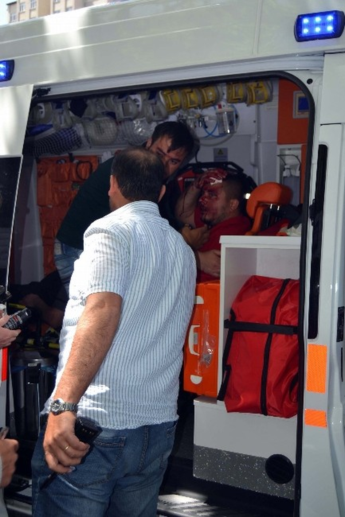 Kayseri\'de Güpegündüz Silahlı Kavga: 3 Yaralı