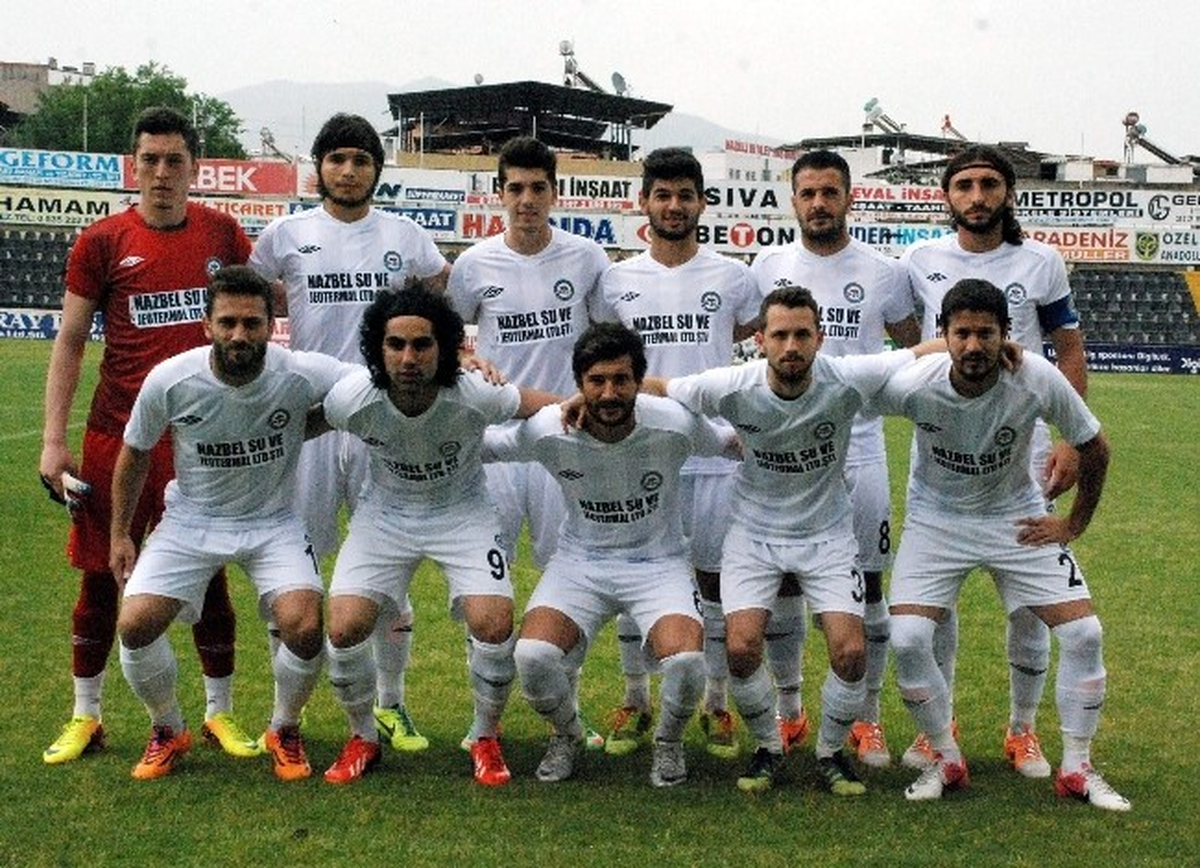 Naz Naz\'da Transfer Sessizliği
