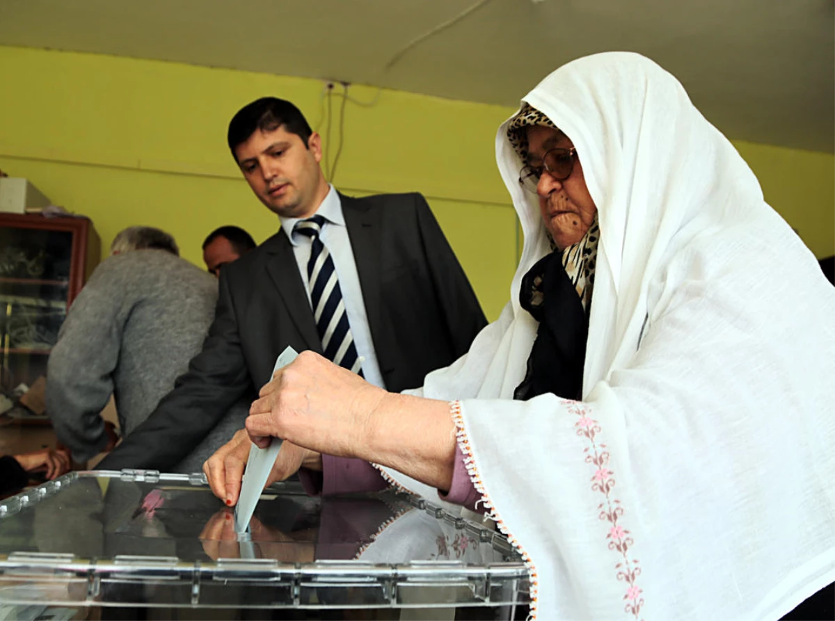 Bazı Yerlerde Yenilenen Seçimler