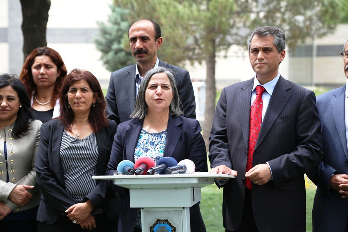 Belediyenin 'Eş Başkan' İmzalı Yazılarına İade