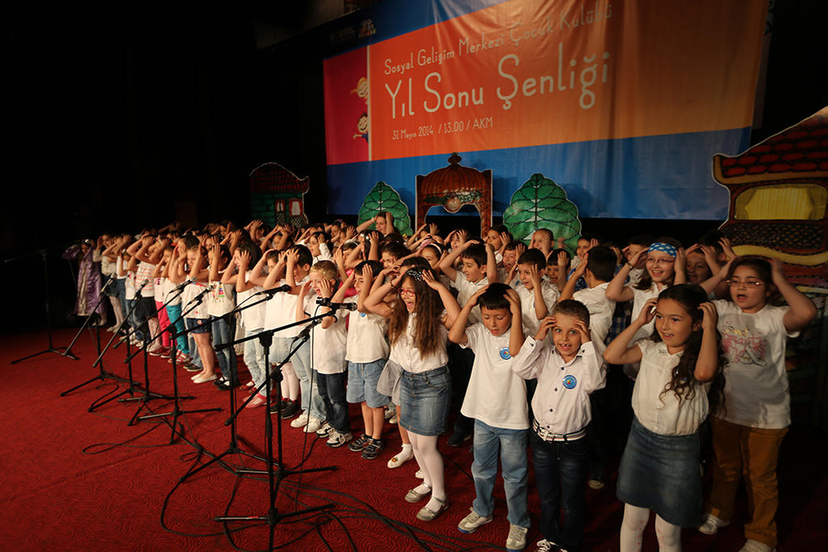Çocuk Kulüplerinden Yıl Sonu Programı