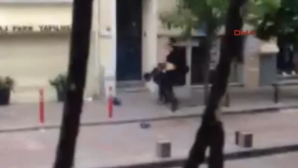 Eylemci ile Sivil Polis Böyle Boğuştu