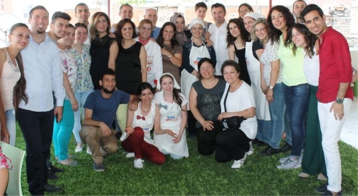 Türk İşaret Dili Kafe Hizmete Girdi