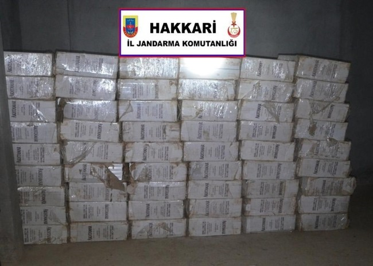 Hakkari\'de Kaçak Sigara Operasyonu