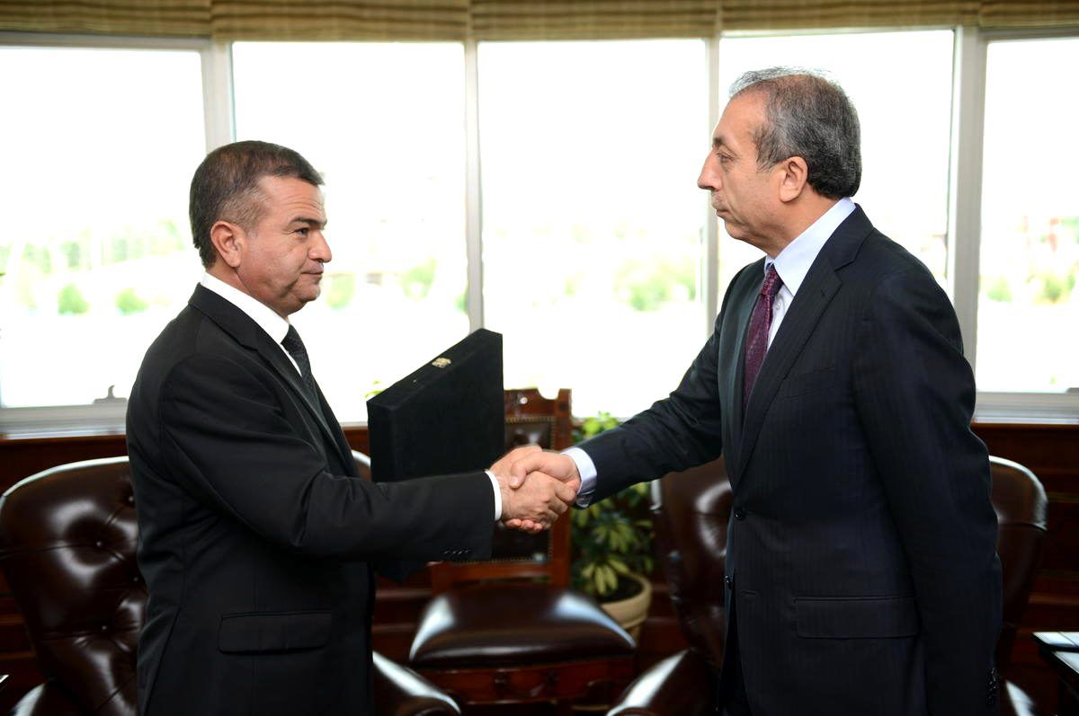 Bakan Eker, Türkmen Bakan Çarlıyev ile Görüştü