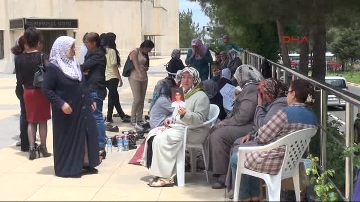 Başbakan Yardımcısı Arınç(2/son): Diyarbakır Belediyesi\'ni ve Başkanını Kınıyorum