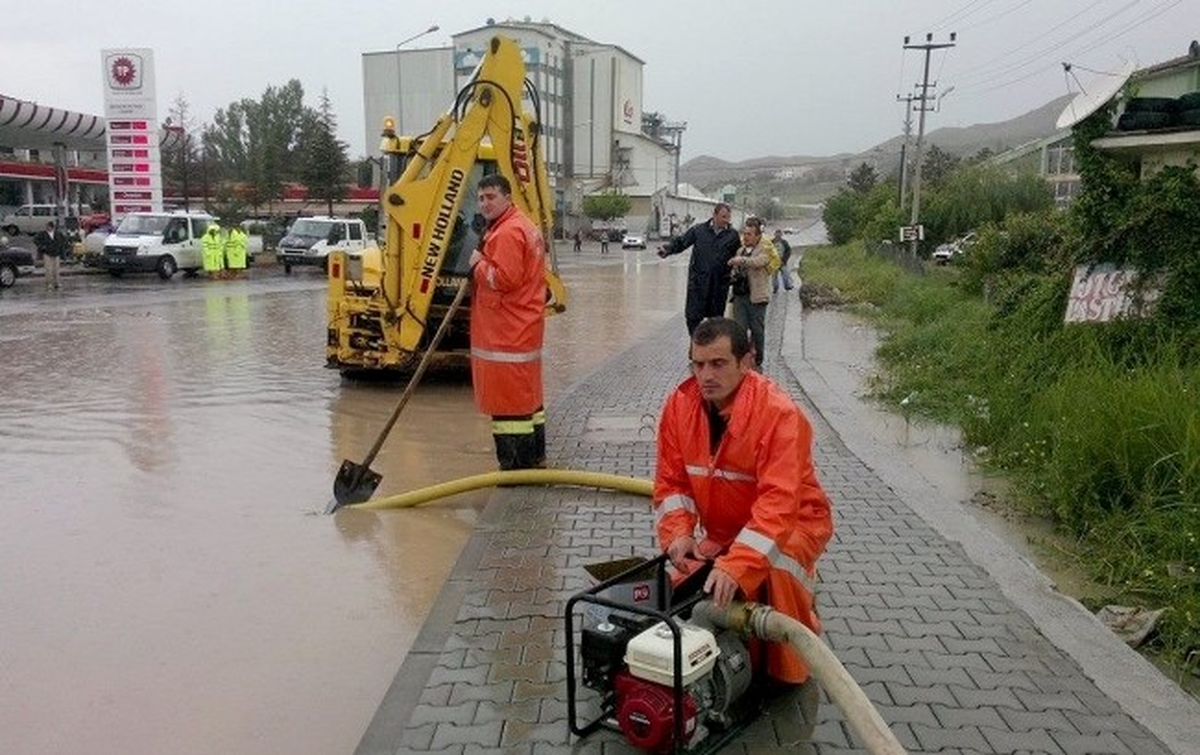 Çankırı\'da Yağmur Hayatı Olumsuz Etkiledi
