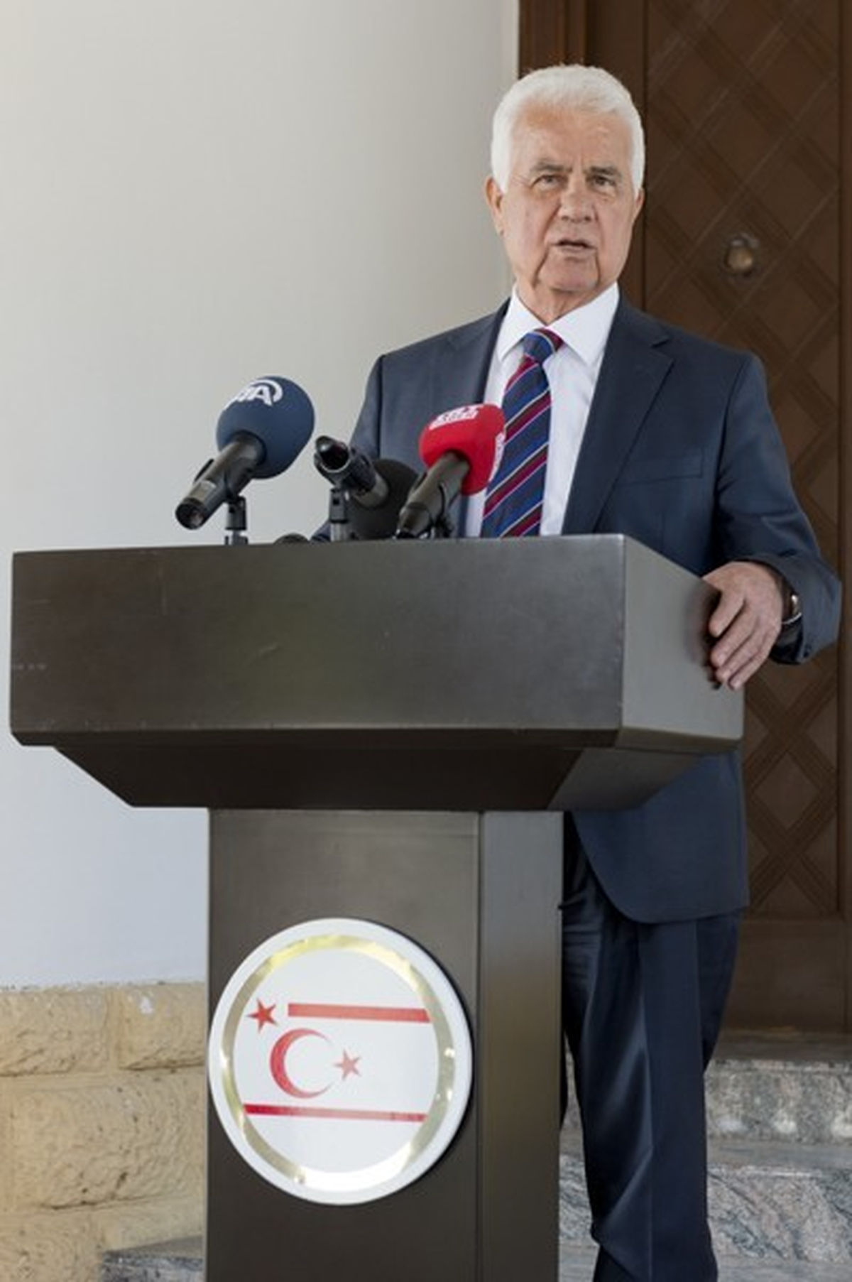 Eroğlu: "Yönetim ve Güç Paylaşımı Konusunda Görüş Ayrılığı Var"