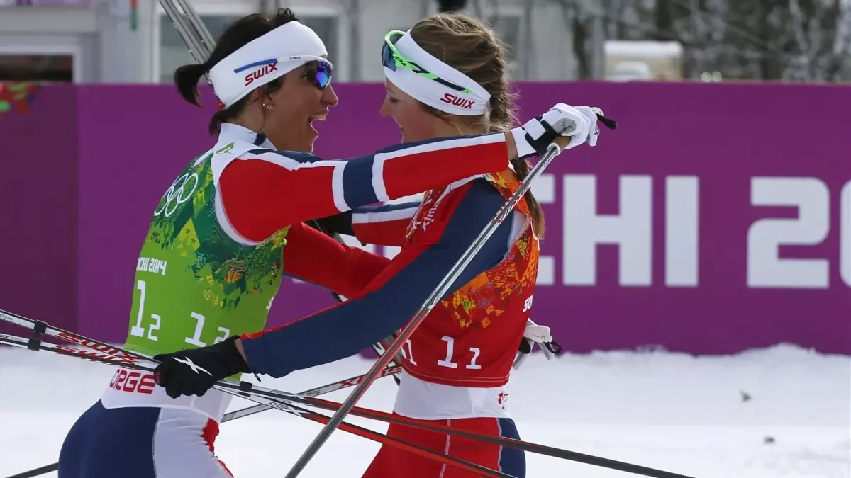 Kayaklı Koşu Klasik Sprint Takım Yarışını Kadınlarda Norveç, Erkeklerde Finlandiya Kazandı