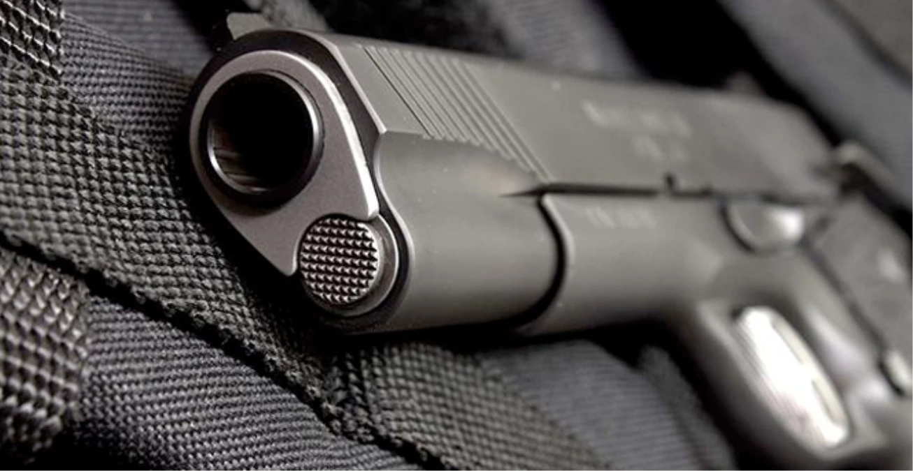 Lise Öğrencisi Babasının Silahıyla İntihar Etti