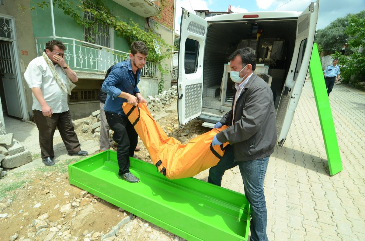 Muğla\'da Bir Kişi Yalnız Yaşadığı Evinde Ölü Bulundu