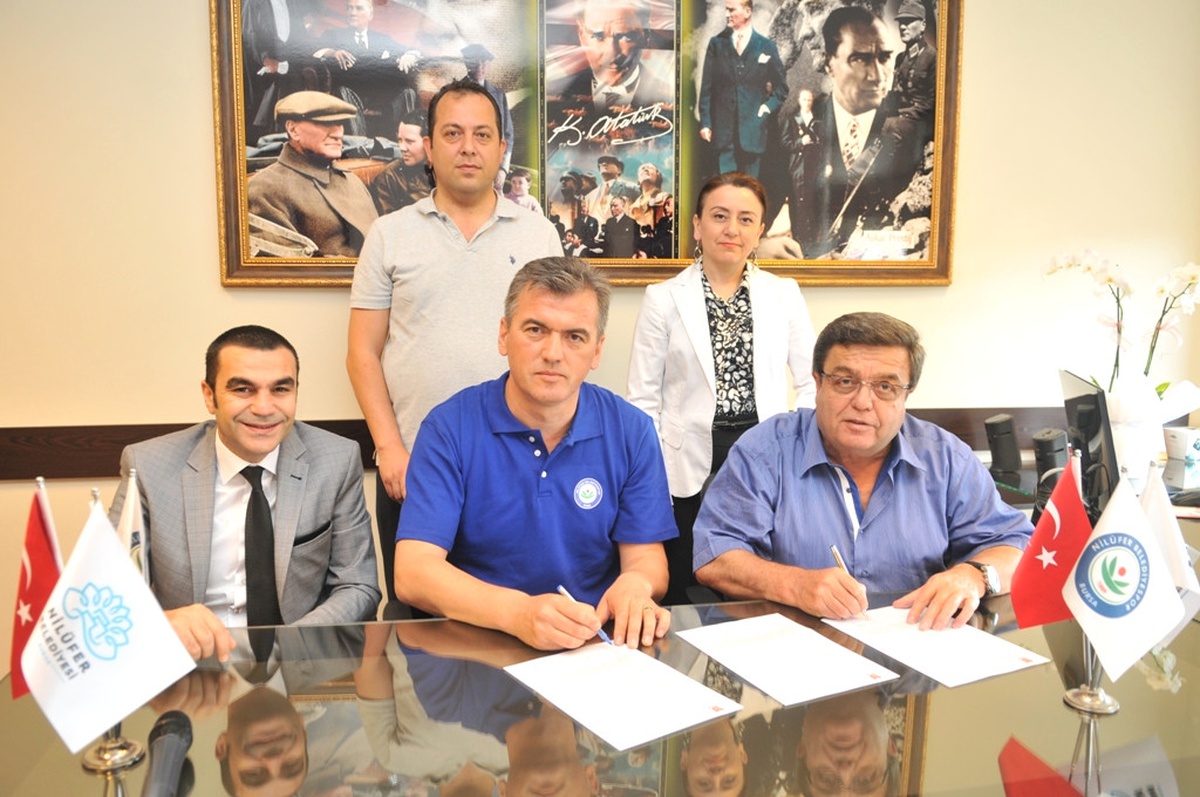 Nilüfer Belediyespor Antrenörü Öztürk Açıklaması