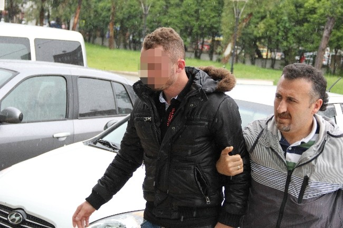 Pazarcı Kardeşlere Bıçaklı Saldırı: 2 Yaralı
